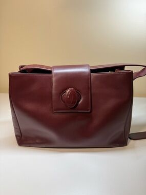 Cartier Must Line Leather Shoulder Bag in Bordeaux - EUC